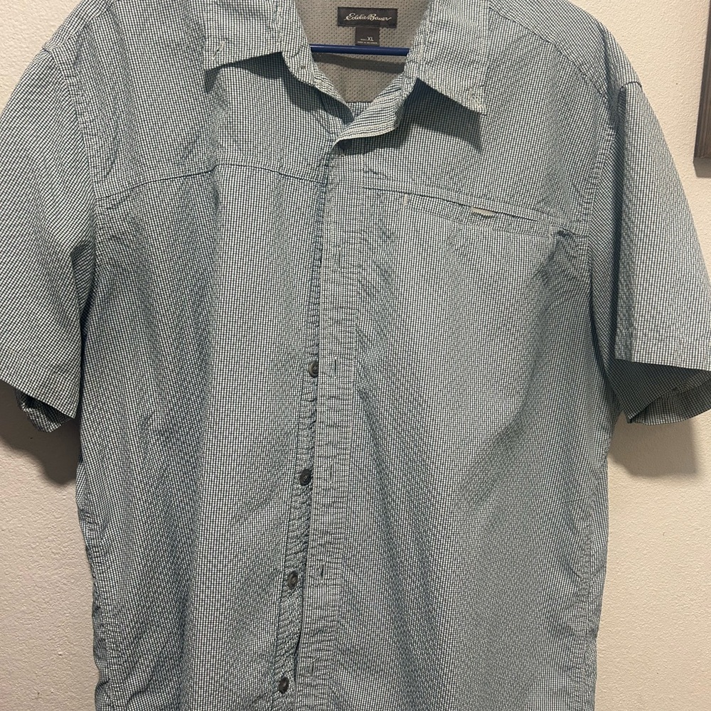 Eddie Bauer Men’s Short-Sleeve Button-Up Shirt - Light Blue